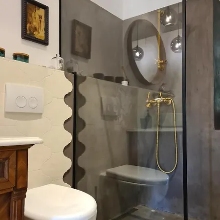 Georgina 奥帕提亚