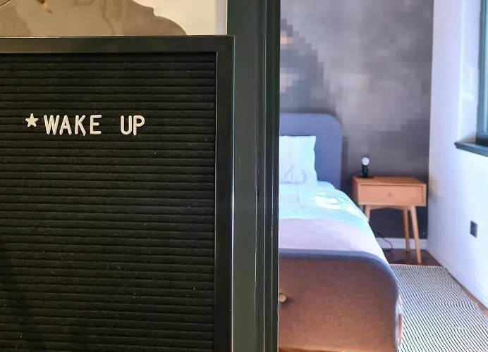 Georgina אופטיה