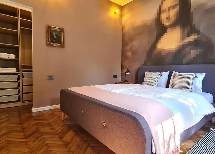 Georgina אופטיה