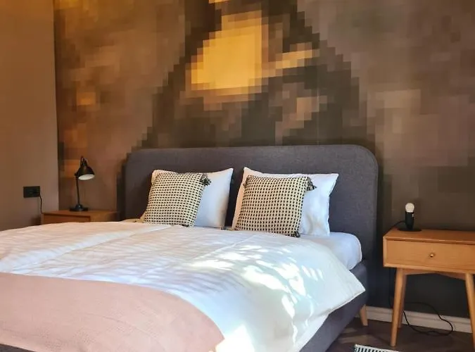 Georgina أوباتيا